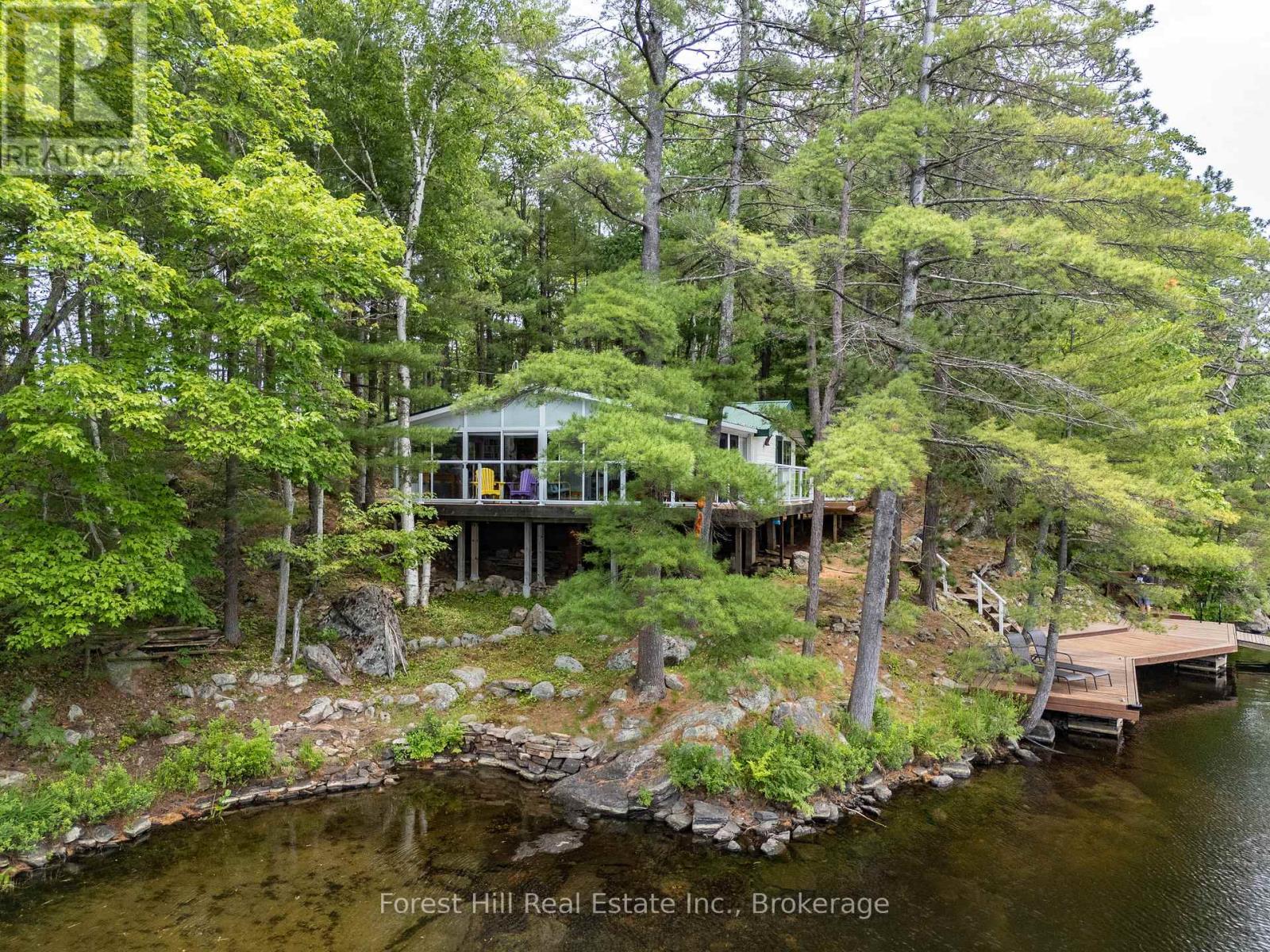 1200 Pine Lake, Gravenhurst, Ontario  P1P 1R2 - Photo 1 - X12257550