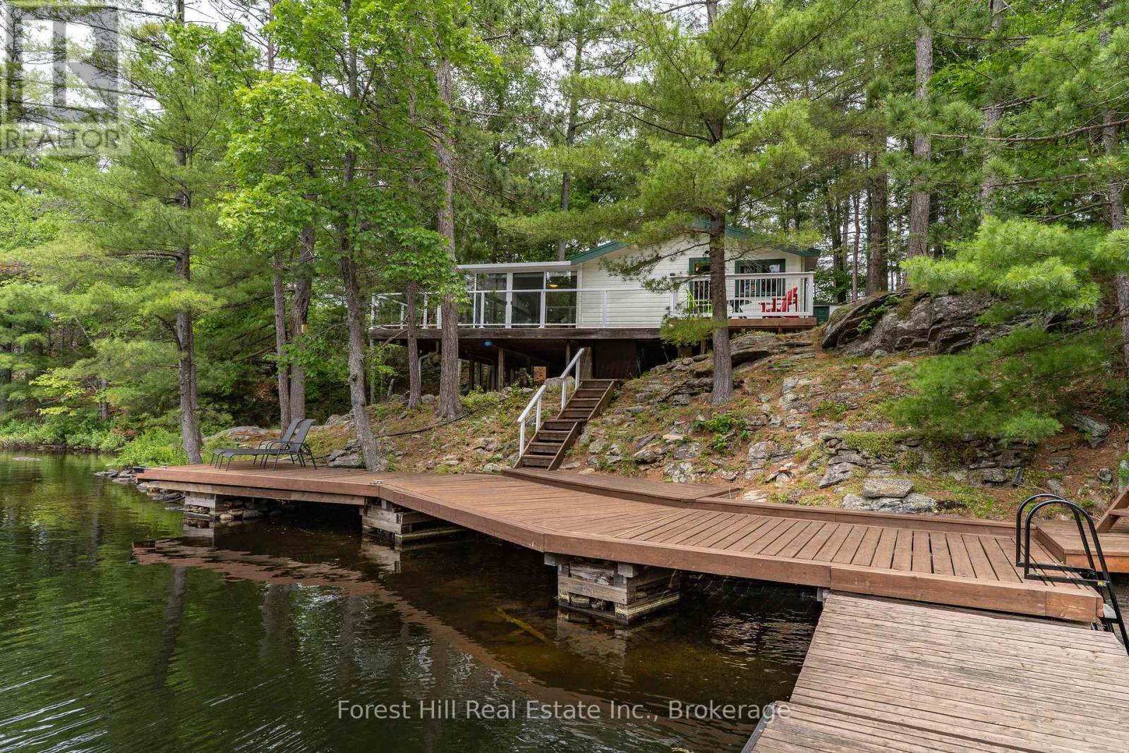 1200 Pine Lake, Gravenhurst, Ontario  P1P 1R2 - Photo 3 - X12257550