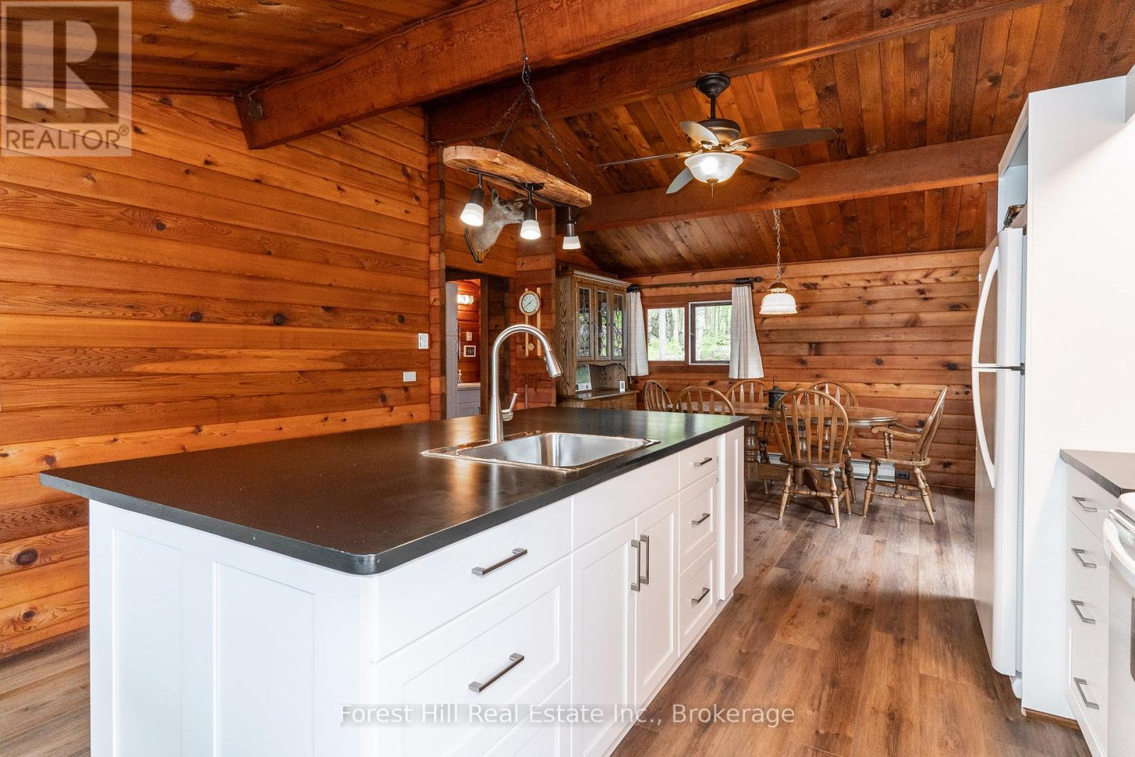 1200 Pine Lake, Gravenhurst, Ontario  P1P 1R2 - Photo 9 - X12257550