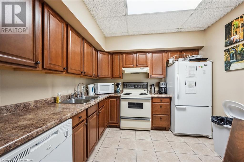 265 Westcourt Place Unit# 1109, Waterloo, Ontario  N2L 6E4 - Photo 23 - 40746736
