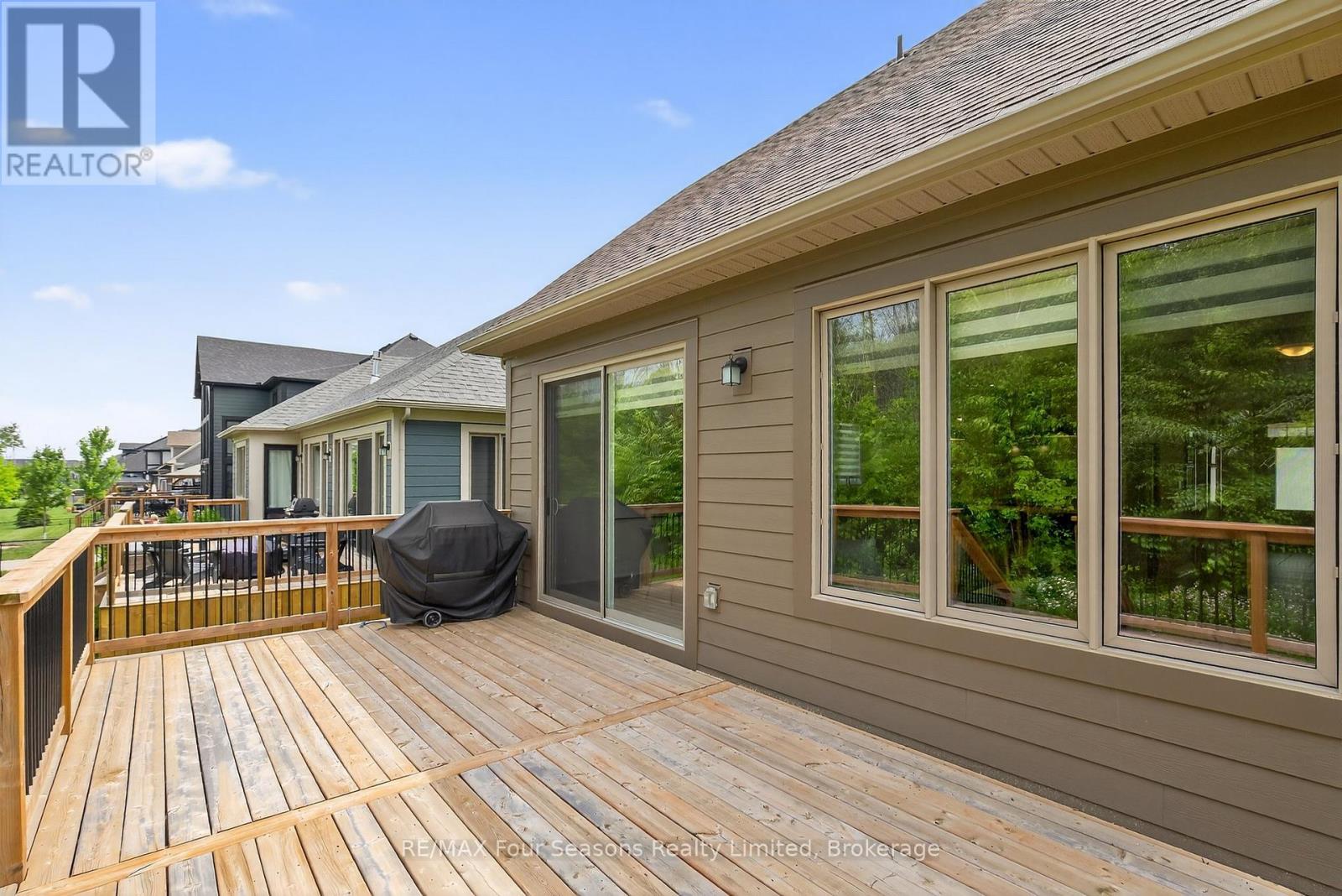 116 Springside Crescent, Blue Mountains, Ontario  L9Y 4P5 - Photo 22 - X12257621