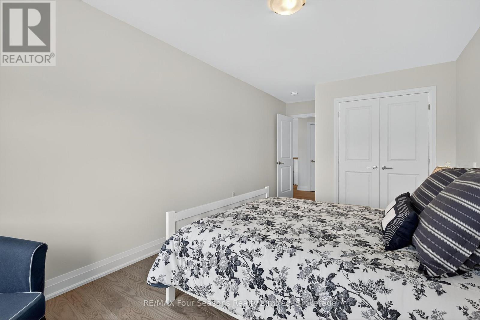 116 Springside Crescent, Blue Mountains, Ontario  L9Y 4P5 - Photo 35 - X12257621