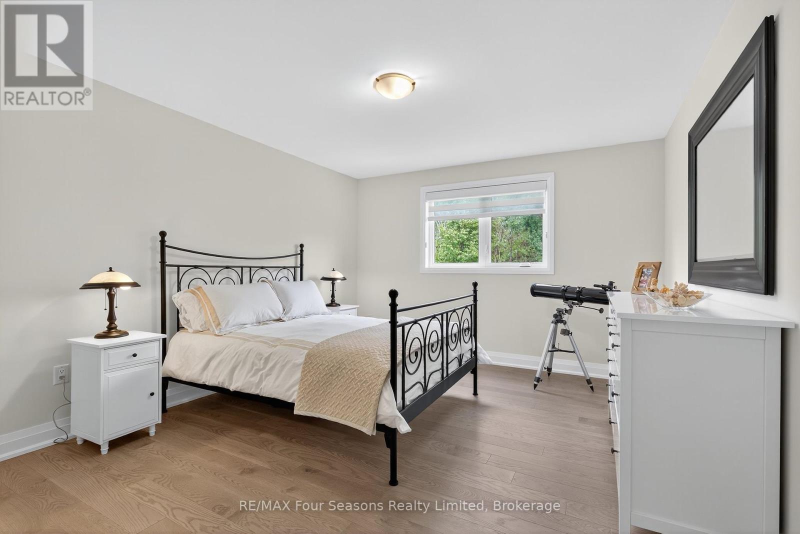 116 Springside Crescent, Blue Mountains, Ontario  L9Y 4P5 - Photo 36 - X12257621
