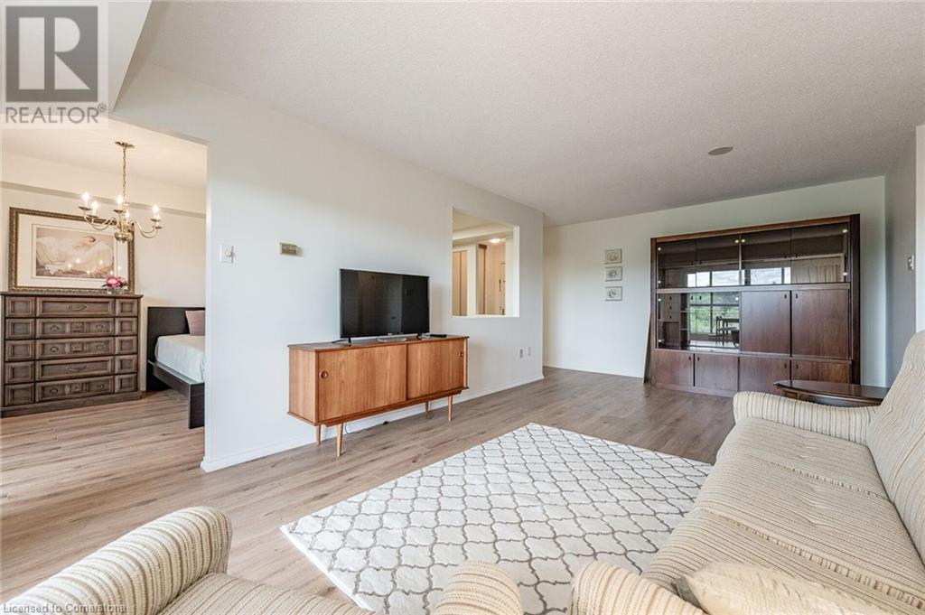 265 Westcourt Place Unit# 909, Waterloo, Ontario  N2L 6E4 - Photo 23 - 40747146