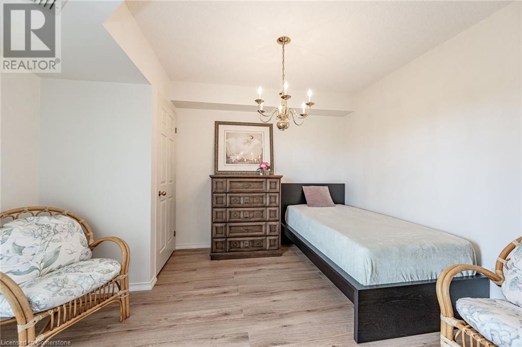 265 Westcourt Place Unit# 909, Waterloo, Ontario  N2L 6E4 - Photo 24 - 40747146