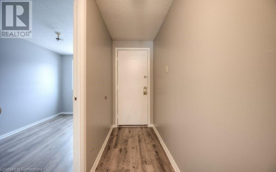 1200 Courtland Avenue E Unit# 39, Kitchener, Ontario  N2C 1K7 - Photo 2 - 40747301