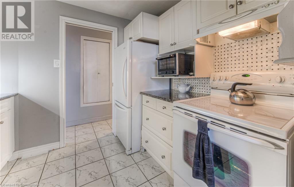 20 Ellen Street E Unit# 611, Kitchener, Ontario  N2H 6R7 - Photo 10 - 40745776