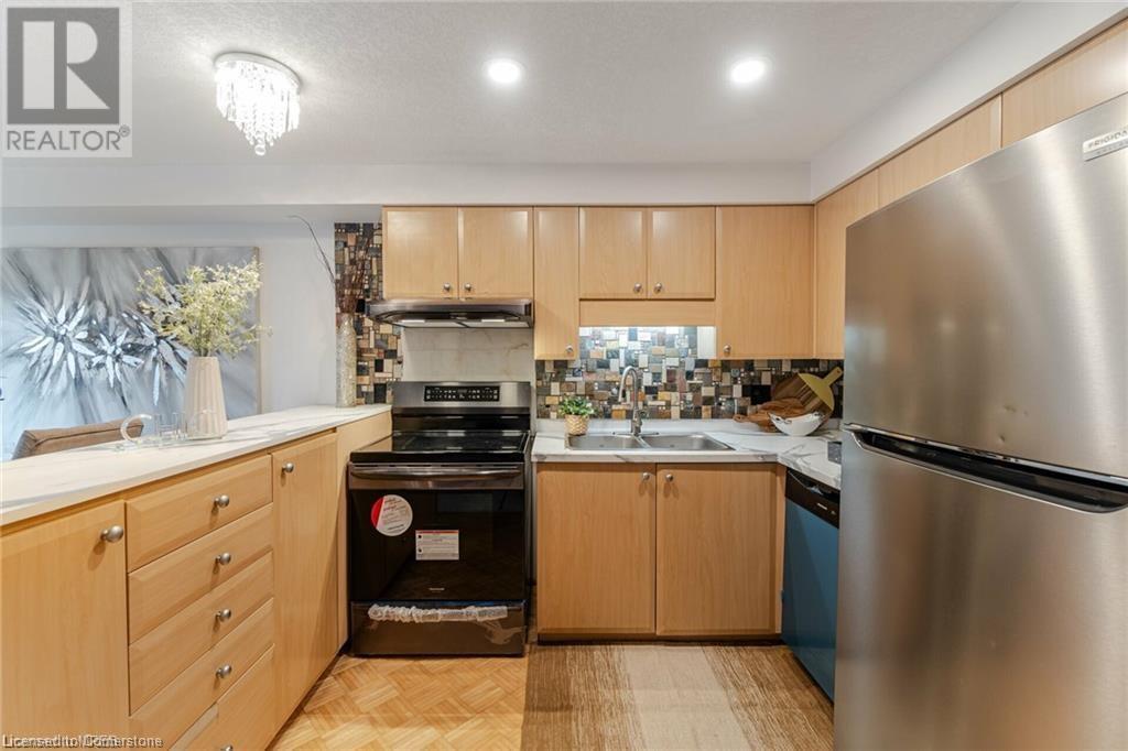 316 Activa Avenue, Kitchener, Ontario  N2E 3V1 - Photo 10 - 40747294