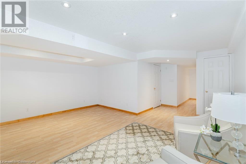 316 Activa Avenue, Kitchener, Ontario  N2E 3V1 - Photo 31 - 40747294