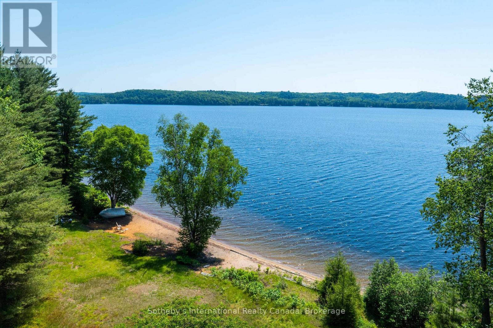 2447 South Portage Road, Lake Of Bays, Ontario  L8H 6Z4 - Photo 3 - X12257992