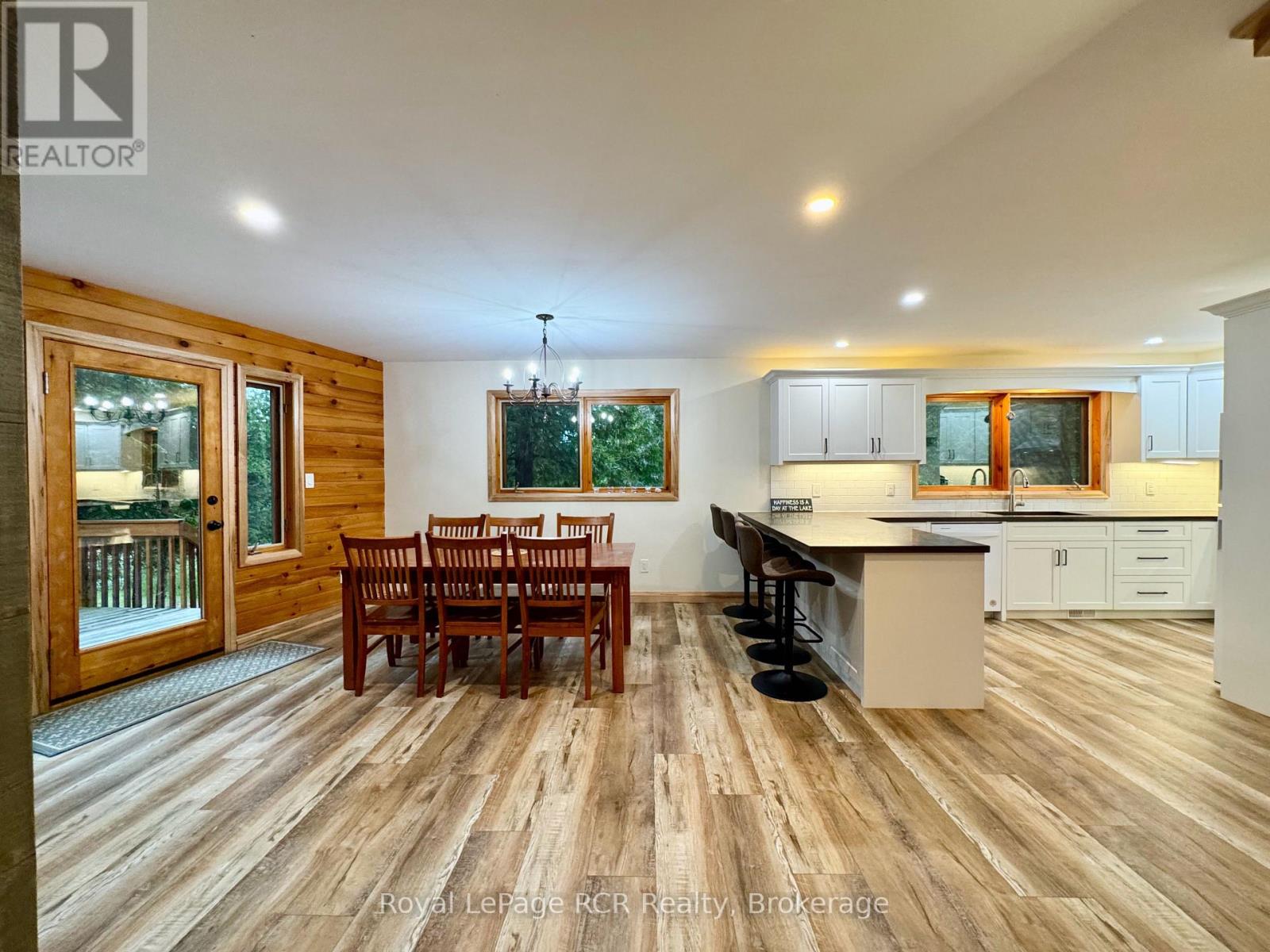 91 Little Pine Drive, Northern Bruce Peninsula, Ontario  N0H 1W0 - Photo 14 - X12258109