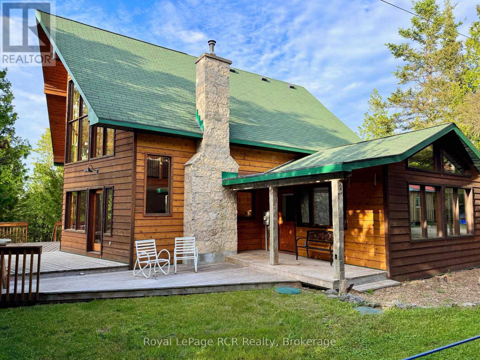 91 Little Pine Drive, Northern Bruce Peninsula, Ontario  N0H 1W0 - Photo 2 - X12258109