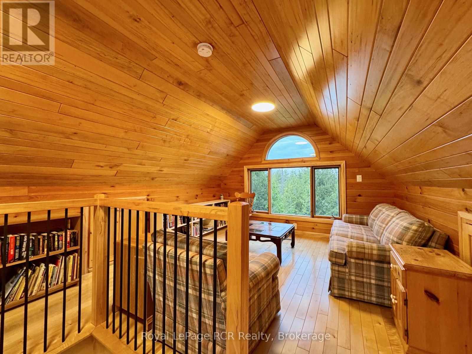 91 Little Pine Drive, Northern Bruce Peninsula, Ontario  N0H 1W0 - Photo 24 - X12258109