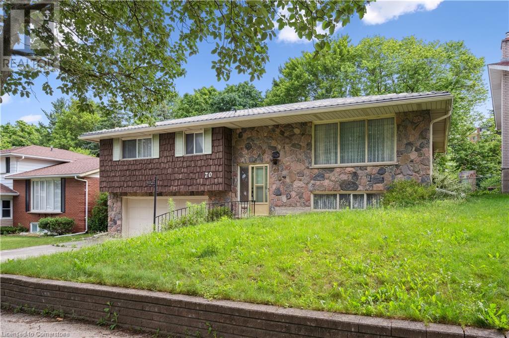 70 Champlain Crescent, Kitchener, Ontario  N2B 2Y6 - Photo 3 - 40746900