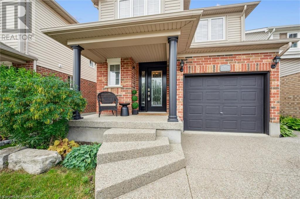 457 Beaumont Crescent, Kitchener, Ontario  N2A 0C4 - Photo 2 - 40747219