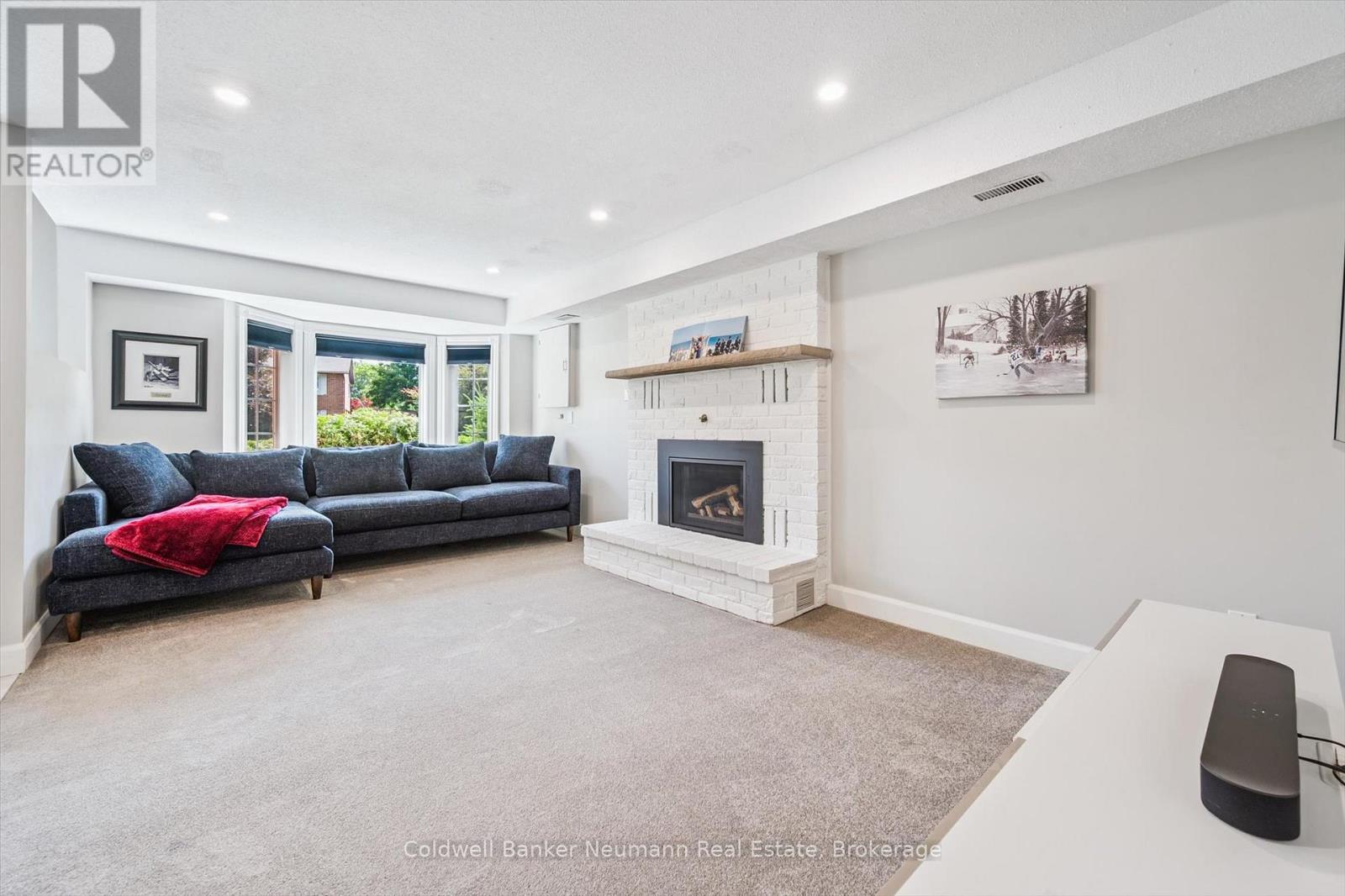 396 Ironwood Road, Guelph, Ontario  N1G 3N8 - Photo 28 - X12258368