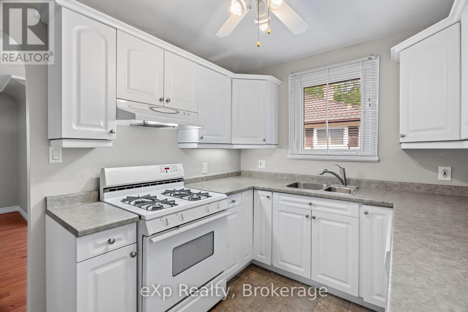 17 Arthur Street, Stratford, Ontario  N5A 6E4 - Photo 19 - X12258385