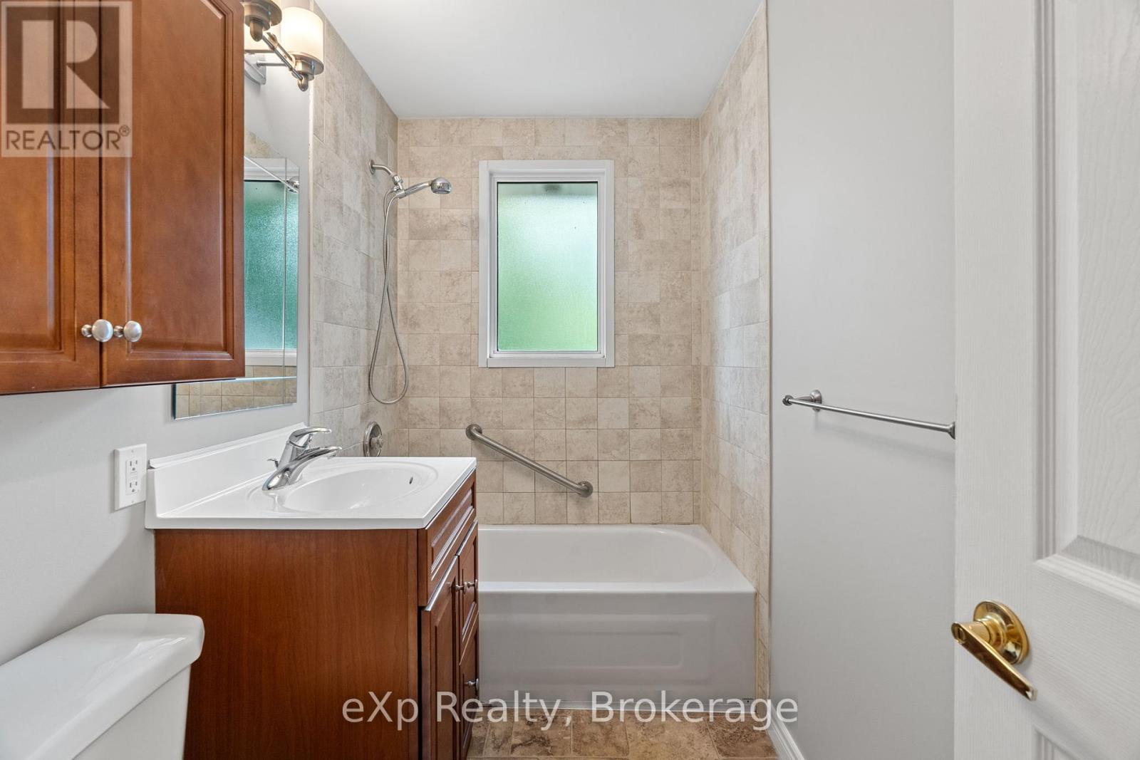 17 Arthur Street, Stratford, Ontario  N5A 6E4 - Photo 23 - X12258385