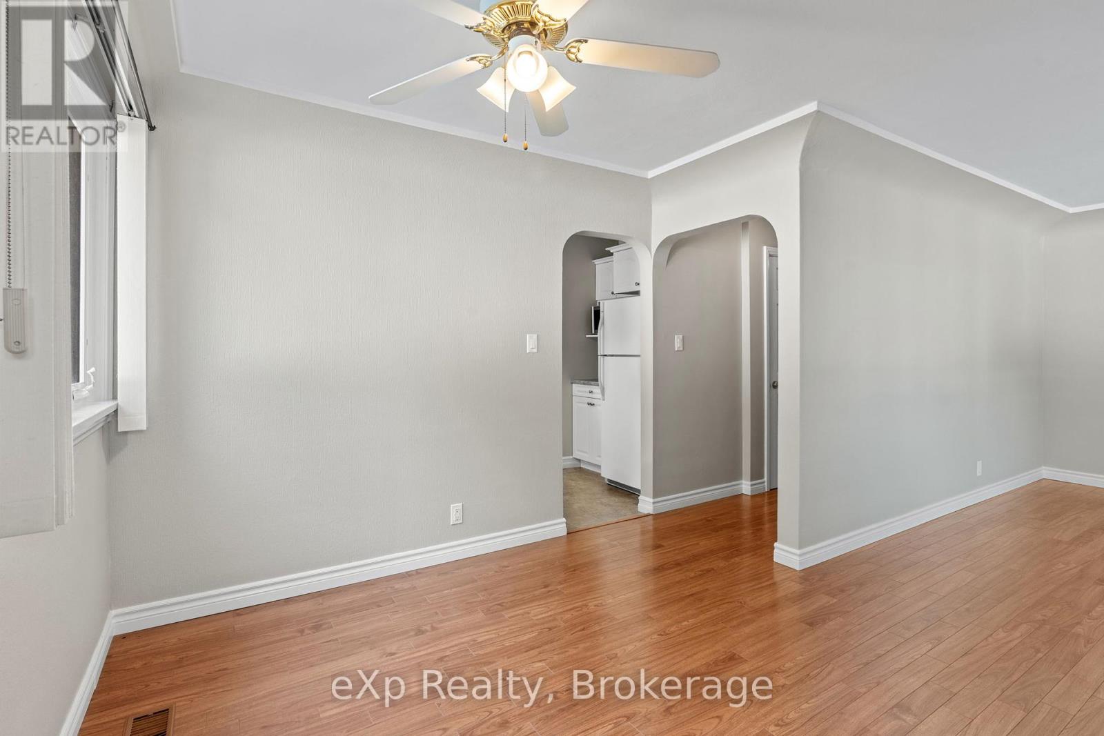 17 Arthur Street, Stratford, Ontario  N5A 6E4 - Photo 9 - X12258385