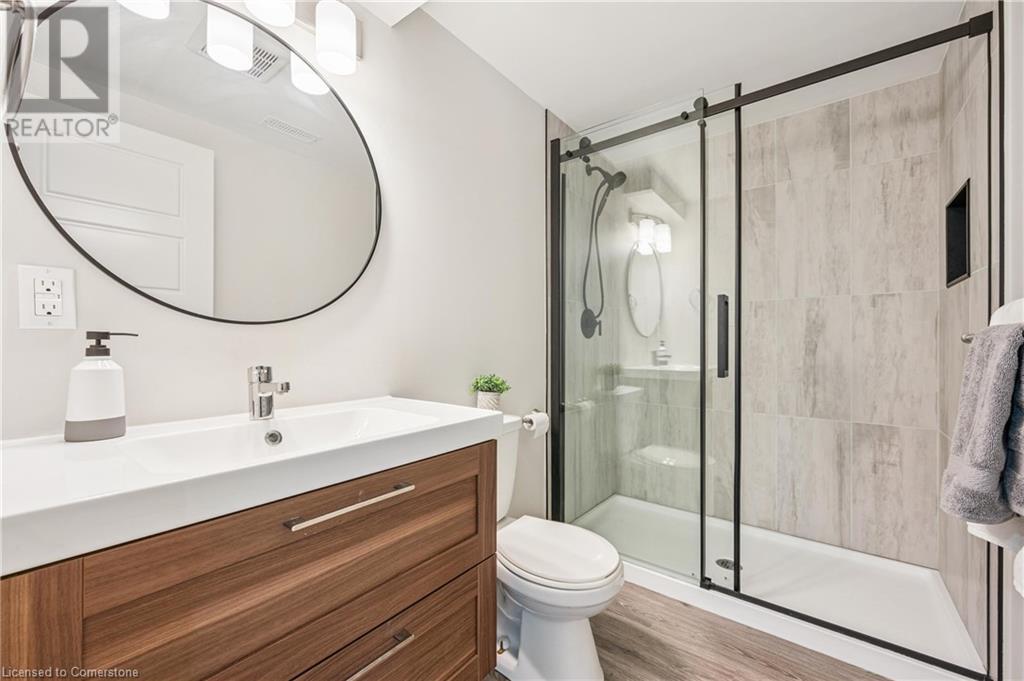 558 Elm Ridge Place, Waterloo, Ontario  N2L 4P7 - Photo 28 - 40746027