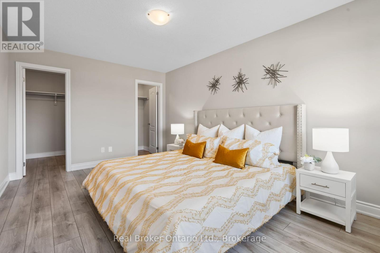 15 Venture Way, Thorold, Ontario  L2V 0G9 - Photo 41 - X12258486