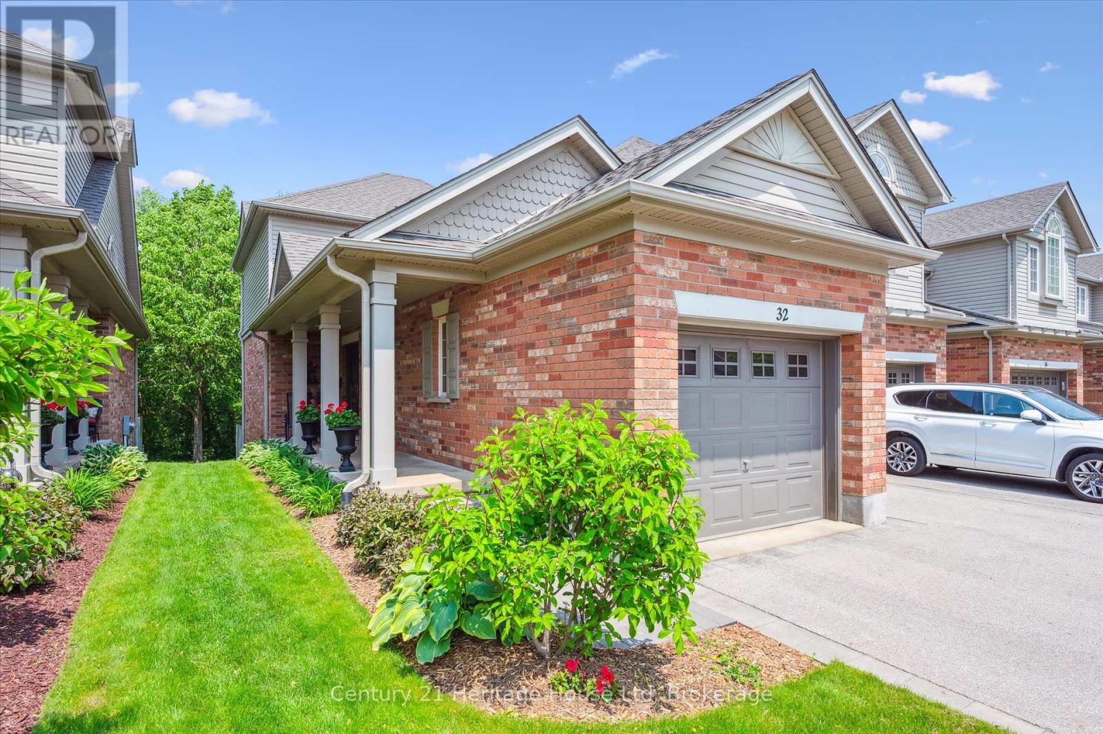 32 - 755 WILLOW ROAD, Guelph, Ontario