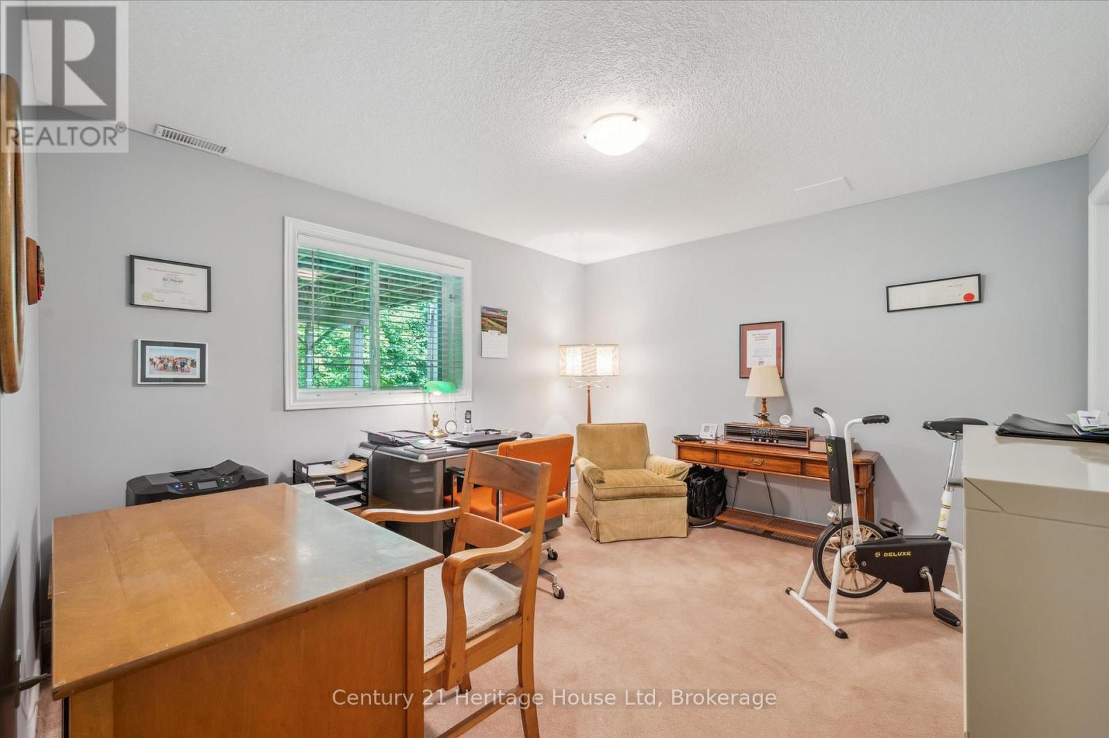 32 - 755 Willow Road, Guelph, Ontario  N1K 2A2 - Photo 33 - X12258514