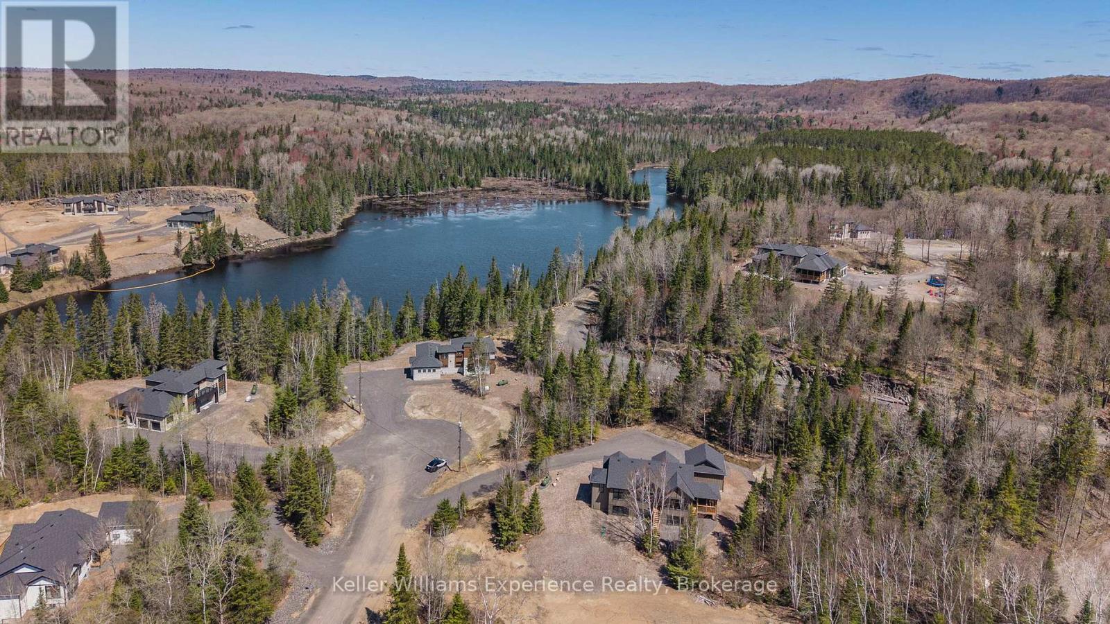 85 - 1016 Pondview Court, Lake Of Bays, Ontario  P1H 0K1 - Photo 2 - X12258647