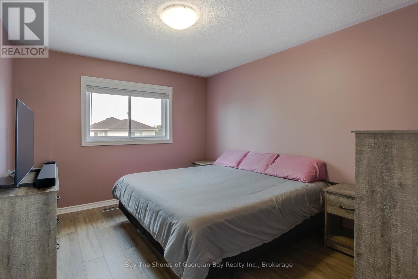 96 Barre Drive, Barrie, Ontario  L4N 7P1 - Photo 13 - S12258975