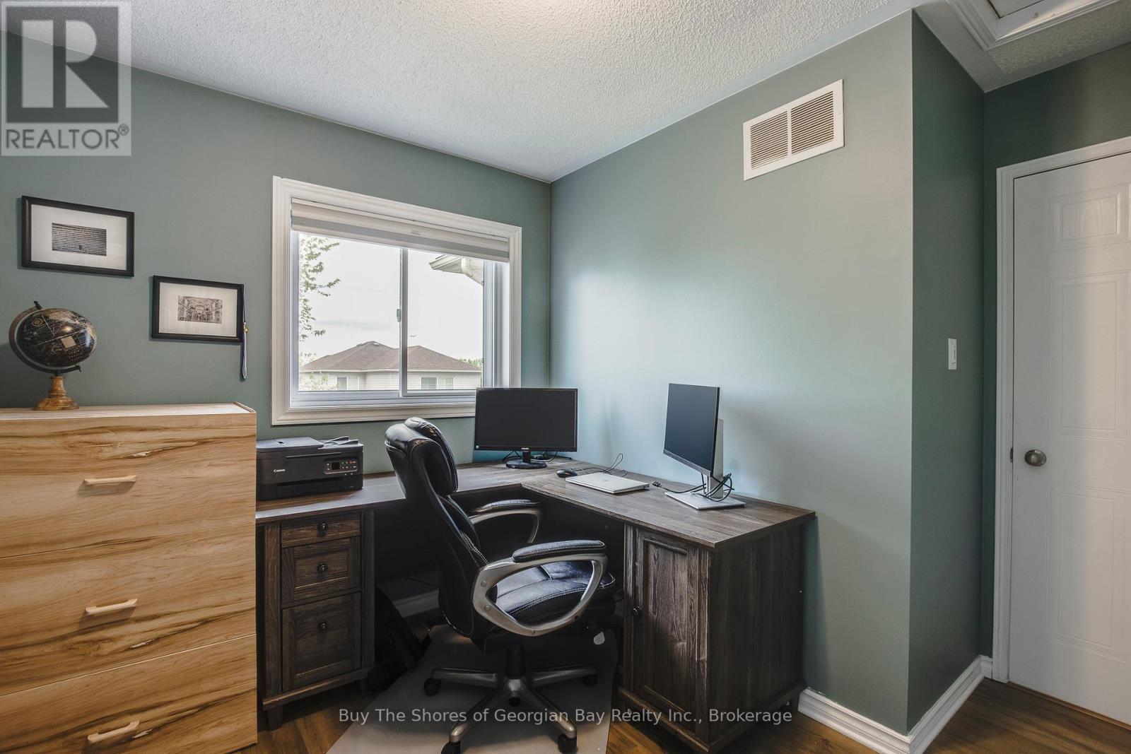 96 Barre Drive, Barrie, Ontario  L4N 7P1 - Photo 17 - S12258975