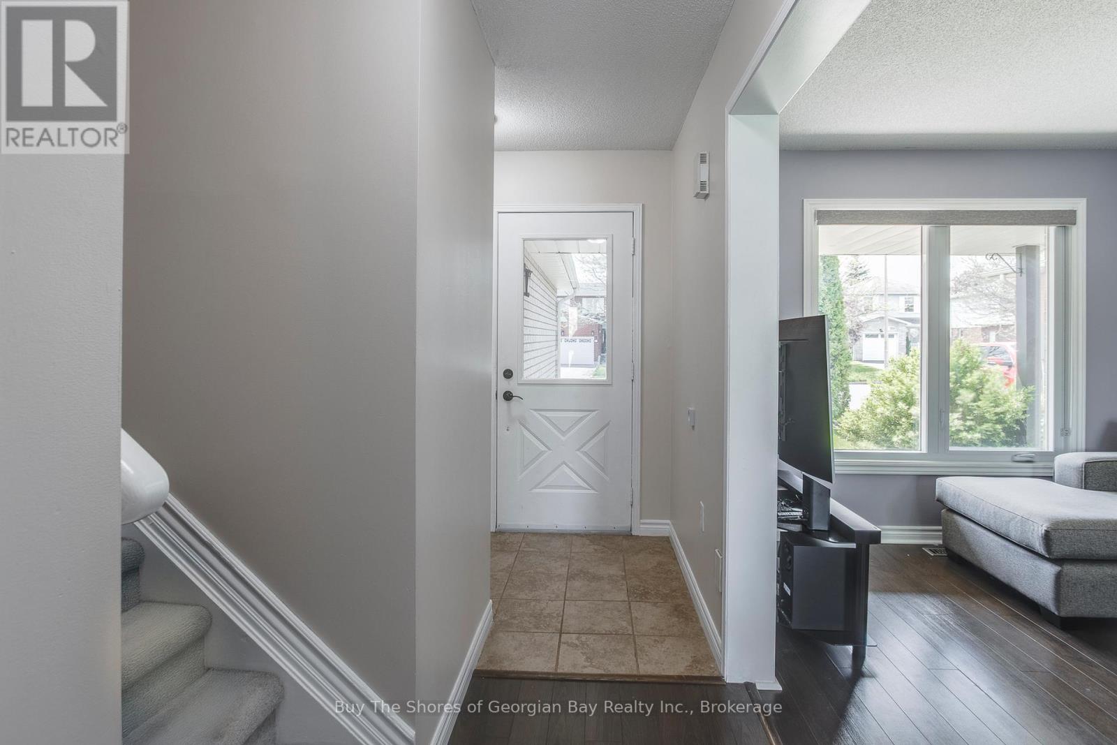 96 Barre Drive, Barrie, Ontario  L4N 7P1 - Photo 21 - S12258975