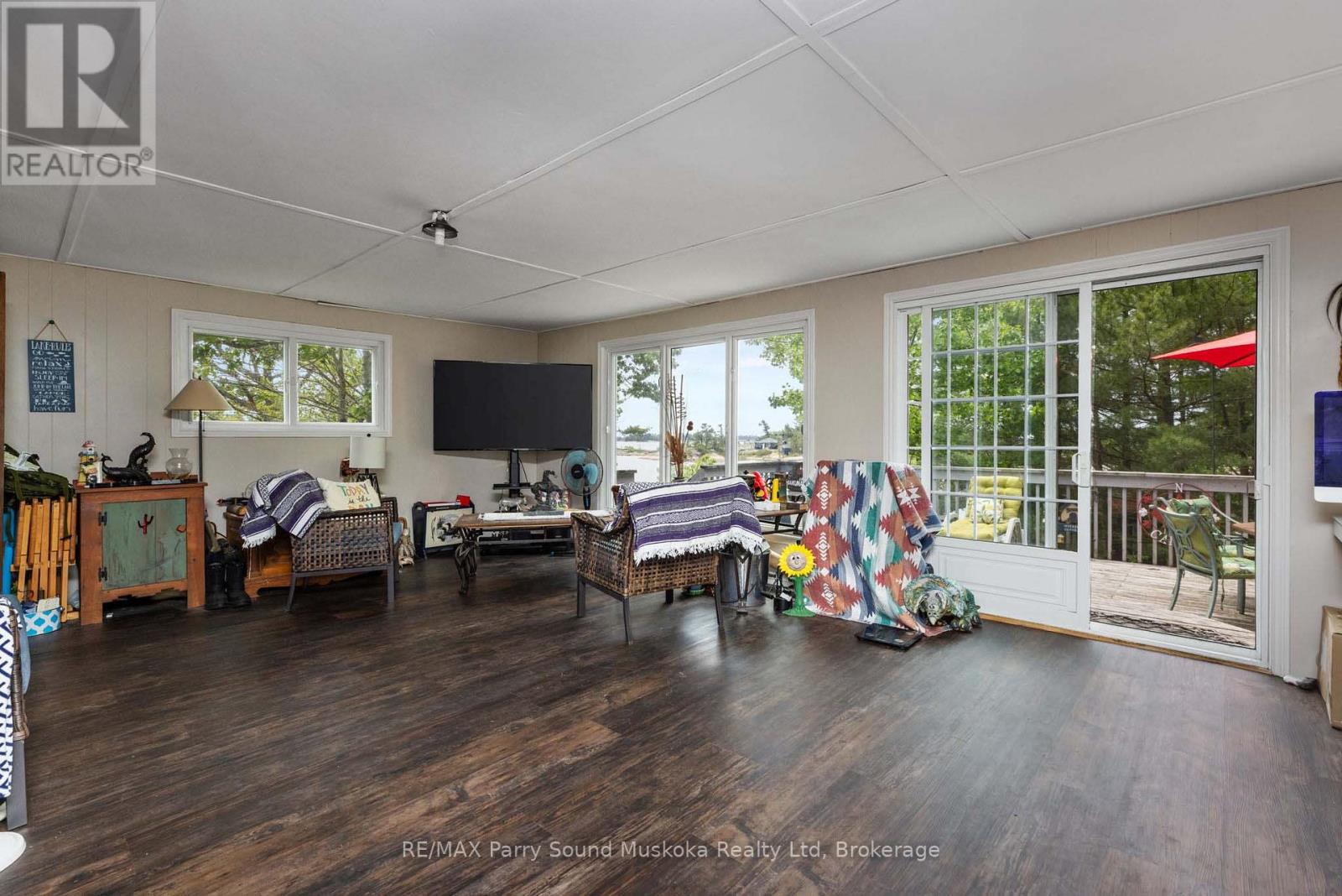 3 Forsyth's Road, Carling, Ontario  P0G 1G0 - Photo 12 - X12259043