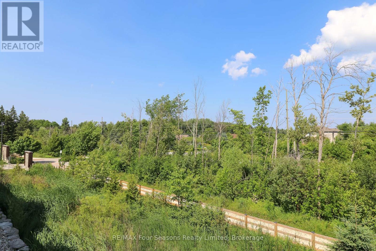 207 - 13 Beausoleil Lane, Blue Mountains, Ontario  L9Y 2X5 - Photo 28 - X12259299