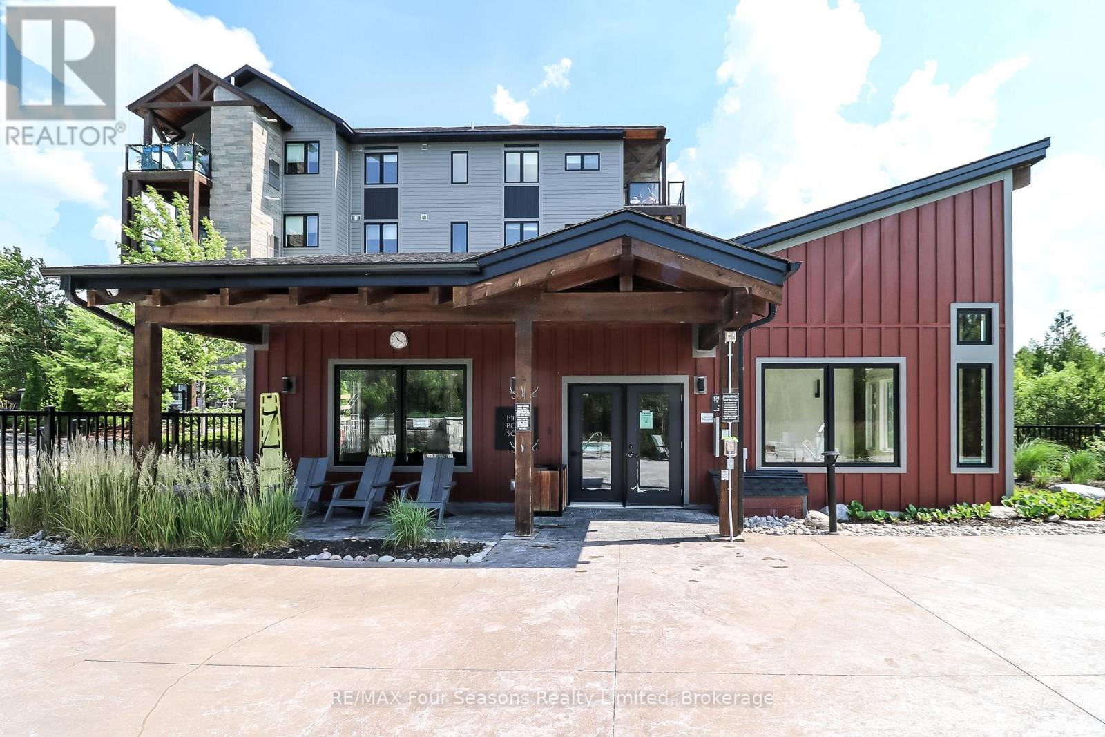 207 - 13 Beausoleil Lane, Blue Mountains, Ontario  L9Y 2X5 - Photo 32 - X12259299
