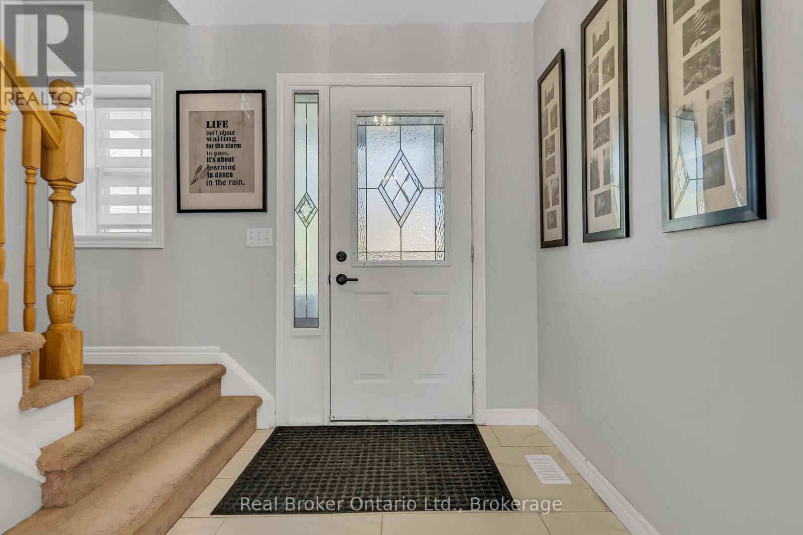 21 Mackay Street, Guelph, Ontario  N1E 7H3 - Photo 5 - X12259415