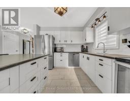 21 MACKAY STREET, Guelph, Ontario
