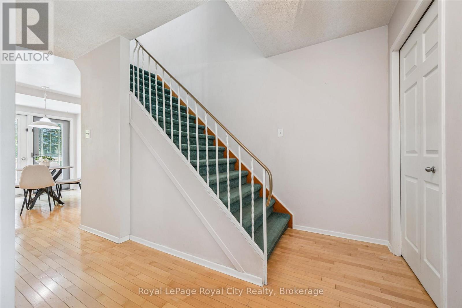 17 Springdale Boulevard, Guelph, Ontario  N1H 6X4 - Photo 22 - X12259508