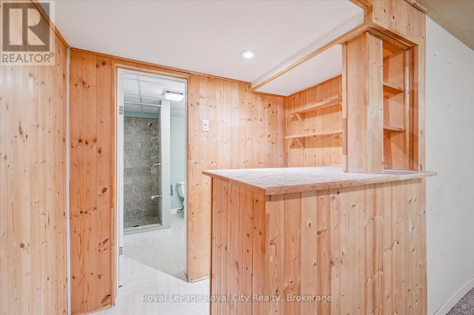 17 Springdale Boulevard, Guelph, Ontario  N1H 6X4 - Photo 33 - X12259508