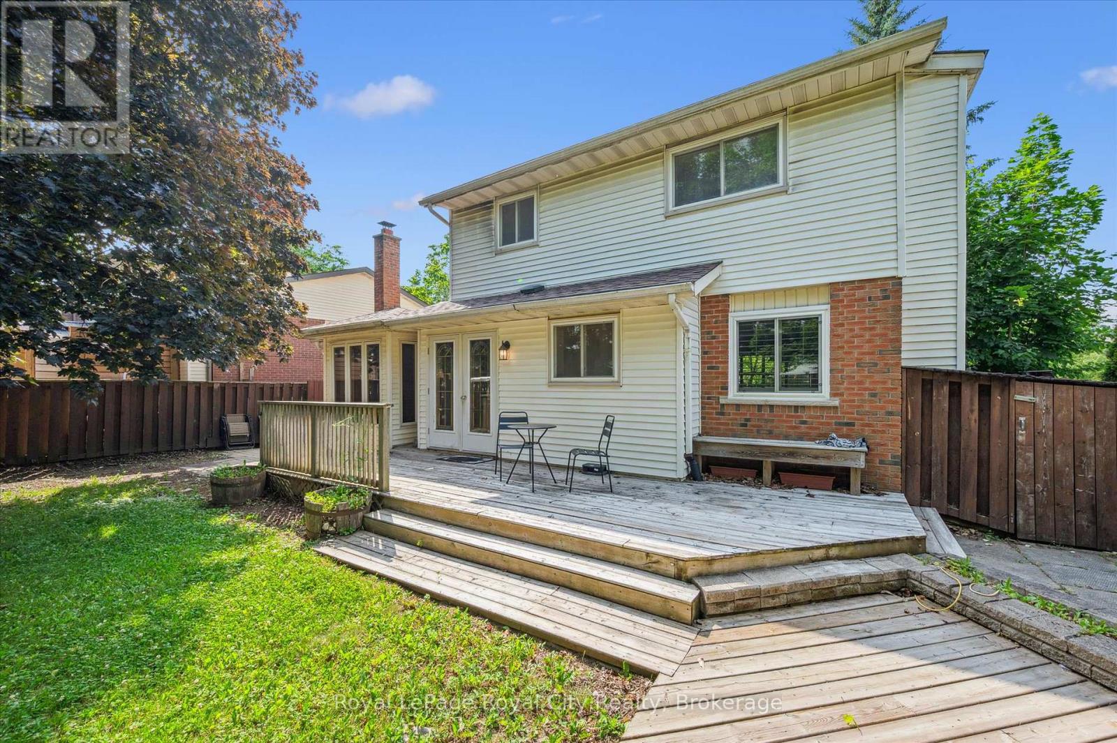 17 Springdale Boulevard, Guelph, Ontario  N1H 6X4 - Photo 40 - X12259508