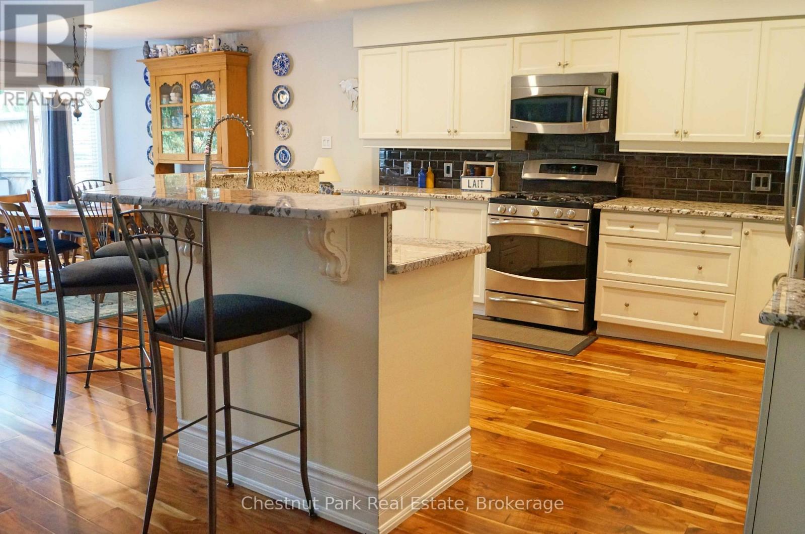 111 Ellen Lane, Collingwood, Ontario  L9Y 4W4 - Photo 8 - S12259571