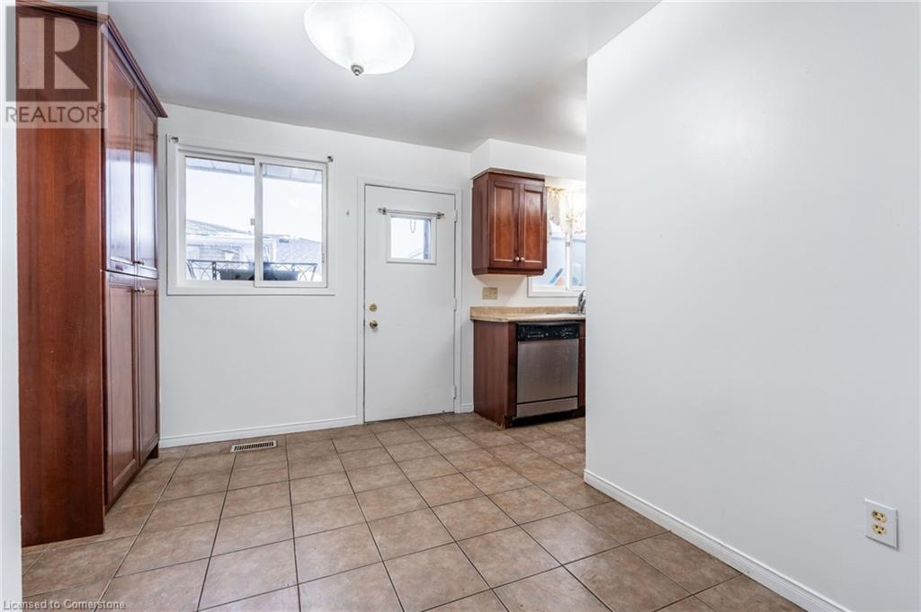 97 Guildwood Drive, Hamilton, Ontario  L9C 6S3 - Photo 20 - 40747515