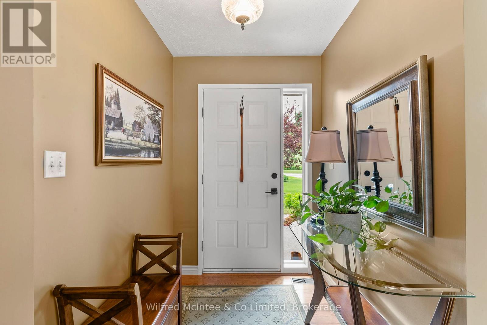 30 Geeson Avenue, Brockton, Ontario  N0G 2V0 - Photo 10 - X12259783