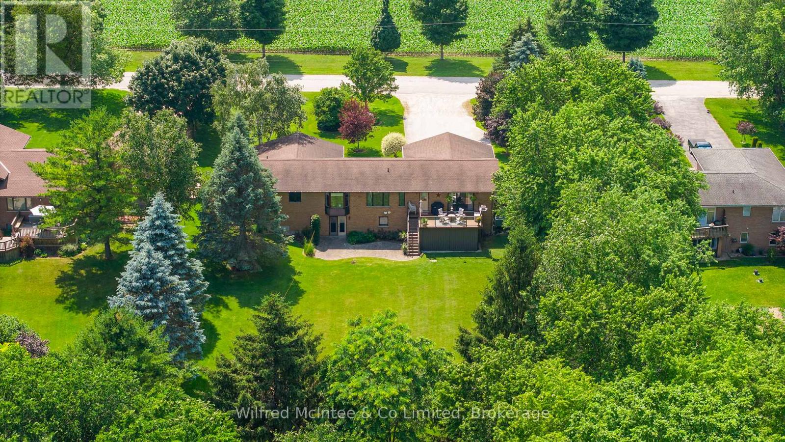 30 Geeson Avenue, Brockton, Ontario  N0G 2V0 - Photo 44 - X12259783
