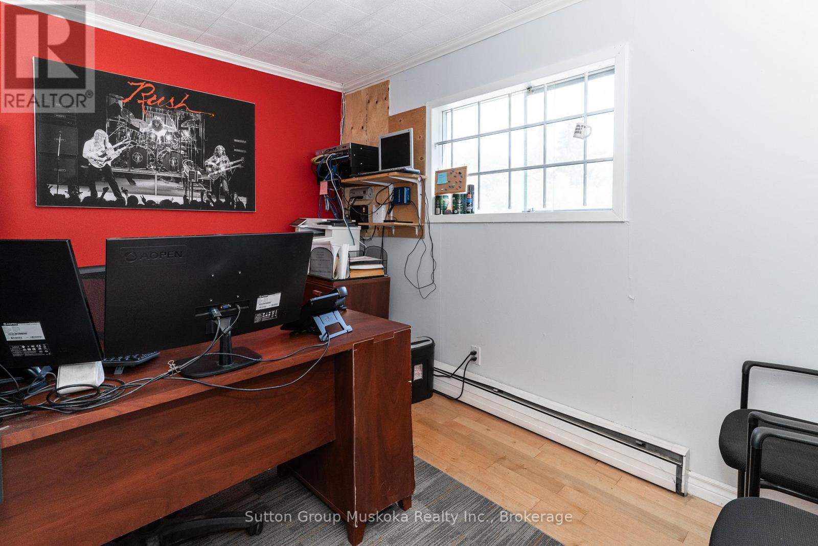 6 Chaffey Street, Huntsville, Ontario  P1H 1K7 - Photo 16 - X12259812
