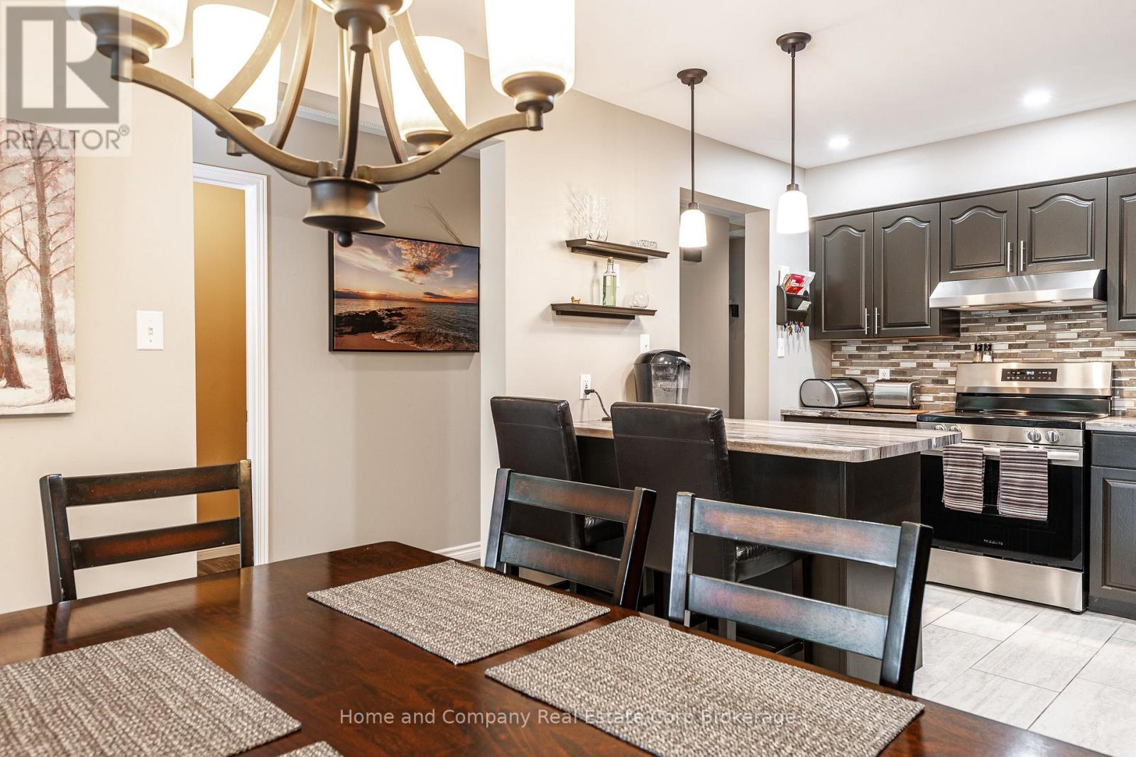 421 Greenwood Drive, Stratford, Ontario  N5A 7S7 - Photo 13 - X12260100
