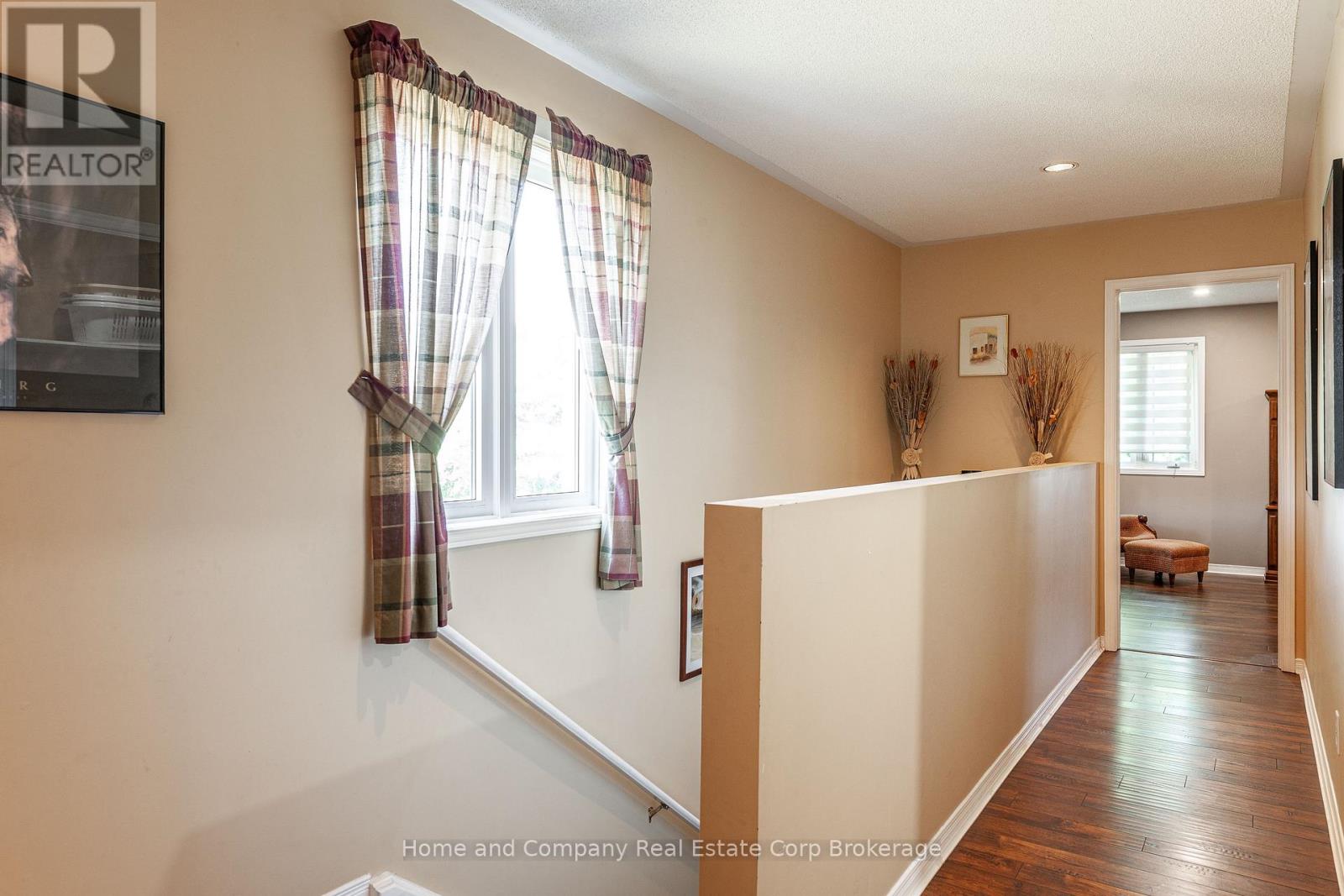 421 Greenwood Drive, Stratford, Ontario  N5A 7S7 - Photo 24 - X12260100