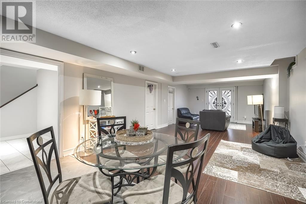 85 Gennela Square, Scarborough, Ontario  M1B 5M7 - Photo 39 - 40747620