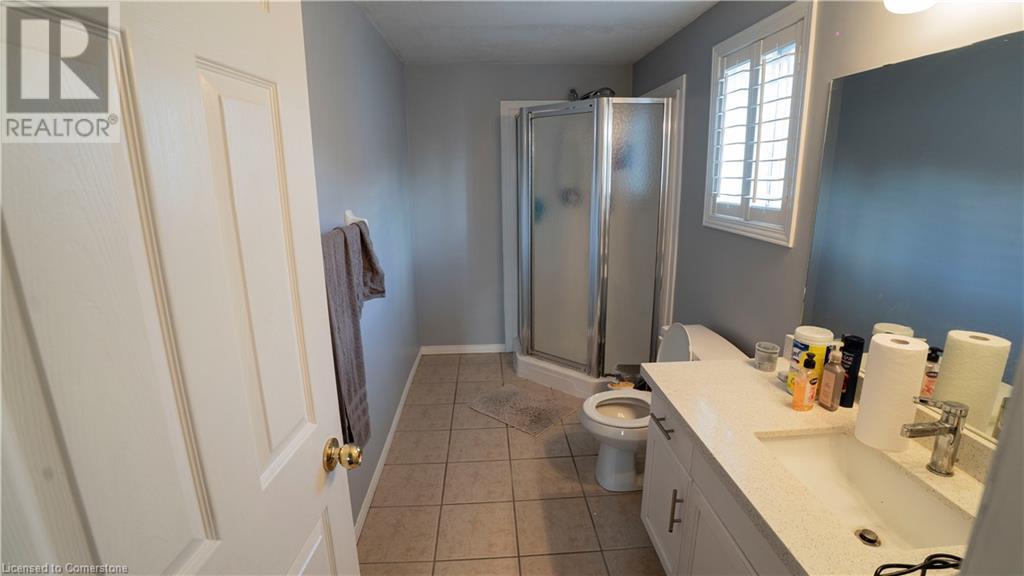 53 Sandwell Court W, Kitchener, Ontario  N2A 4H9 - Photo 23 - 40747616