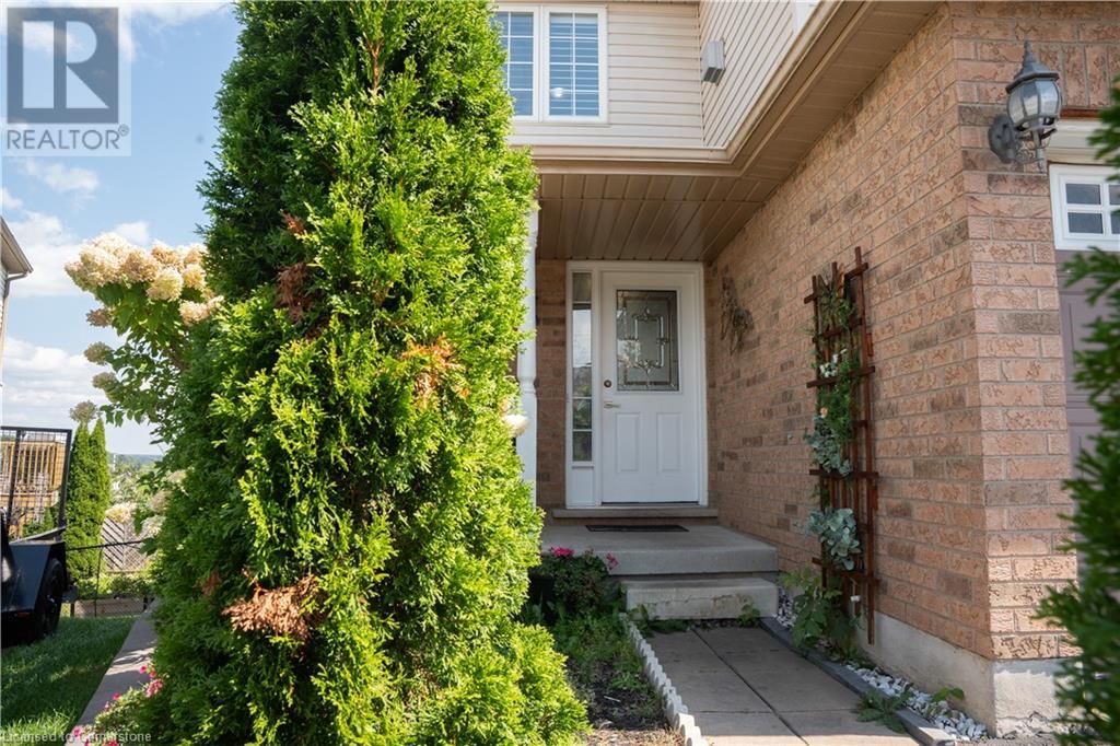 53 Sandwell Court W, Kitchener, Ontario  N2A 4H9 - Photo 8 - 40747616