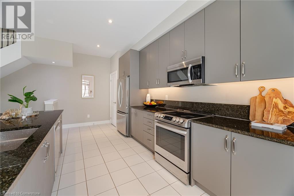 50 Lunar Crescent Unit# 156, Mississauga, Ontario  L5M 2R4 - Photo 12 - 40747563
